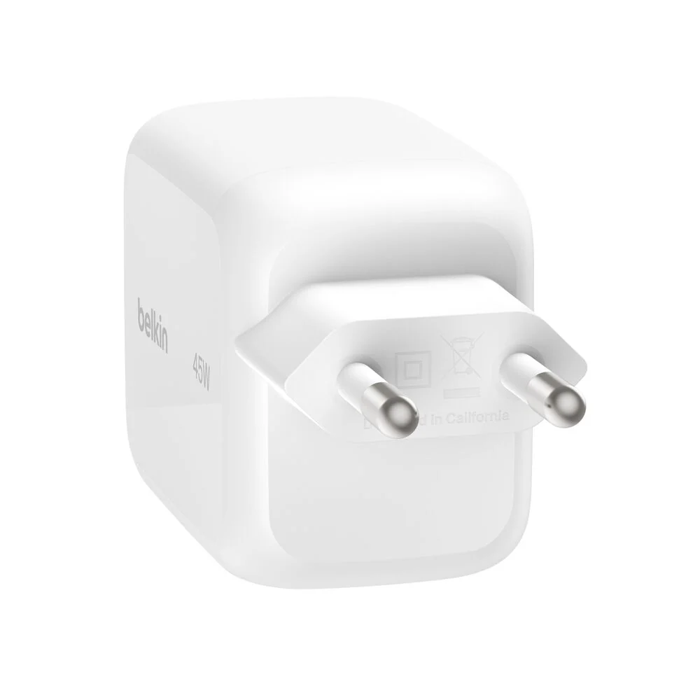 Chargeur Belkin BoostCharge Pro GaN 45 W avec câble USB-C rétractable – vue 3